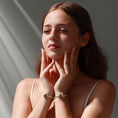 Load image into Gallery viewer, White pearl bracelet