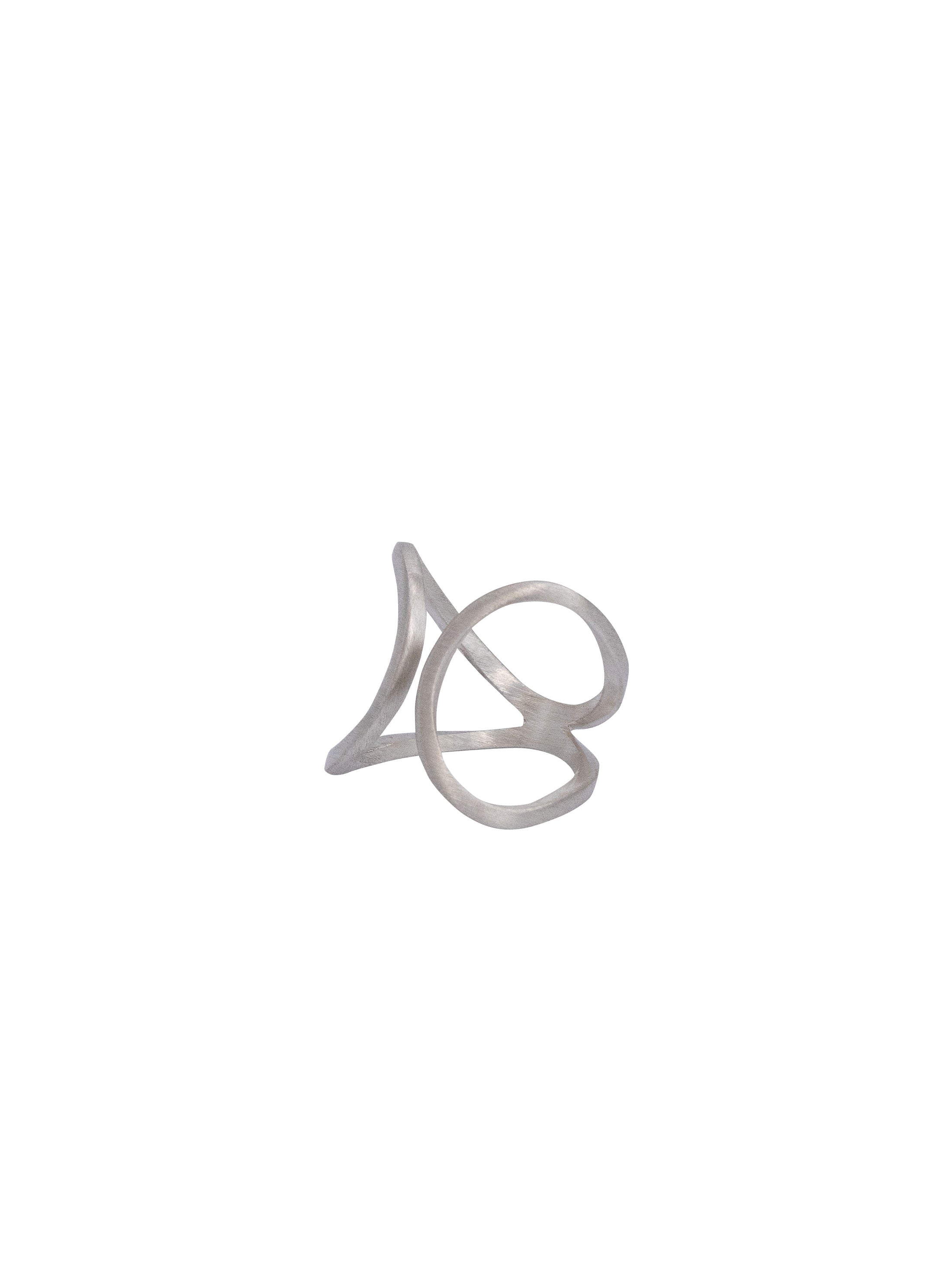 Intrépide satin silver single earring