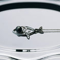Load image into Gallery viewer, Collier Mata’i’oa · Lagon
