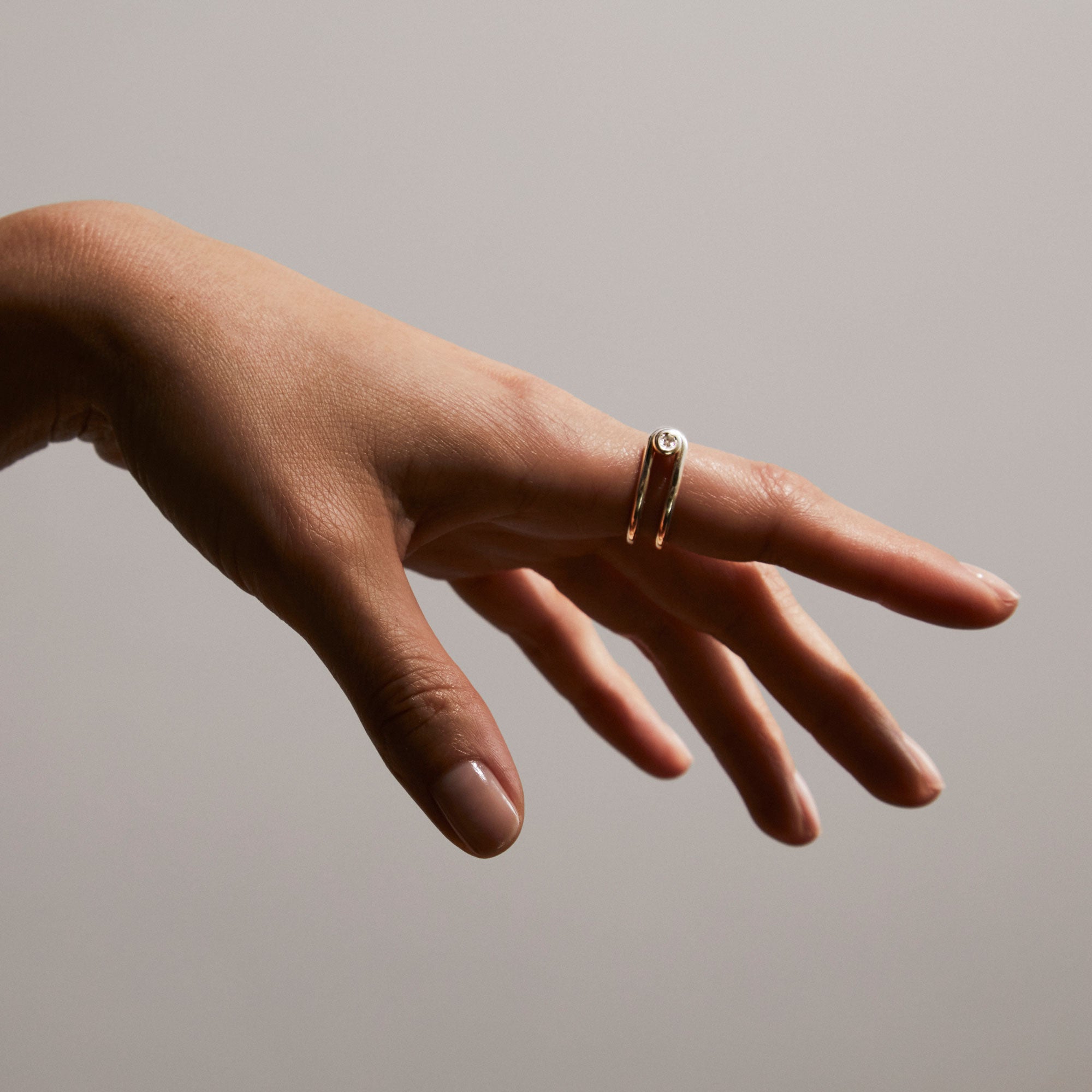 Switch diamond, akoya pearl and silver ring