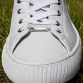Load image into Gallery viewer, Versatile SM sneaker jewel
